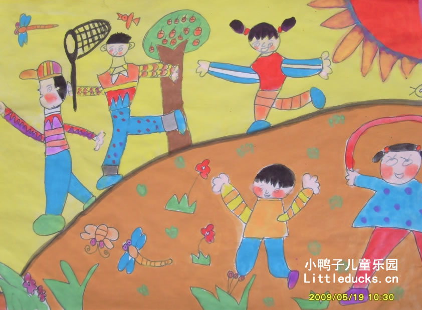 幼儿园大班绘画作品:快乐呼一天,幼儿绘画作品