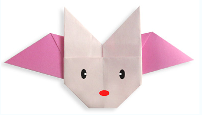 动物折纸大全:飞翔的蝙蝠的折