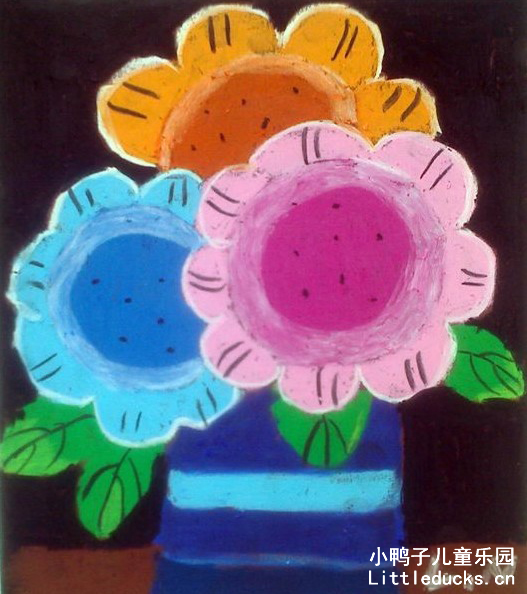儿童水粉画作品:三色花